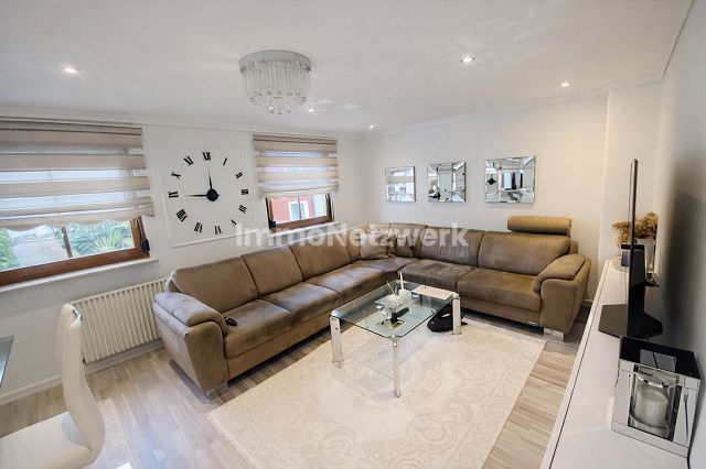***Willkommen in Ihrem neuen Zuhause - Familienidylle in Top-Lage von Wunsiedel*** – Wohnzimmer