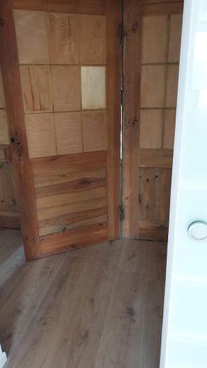 Attraktive, sanierte 75 m² Wohnung (Zweitbezug) mit Tageslichtbad und offener Wohnküche in Köthen – Eingangsbereich