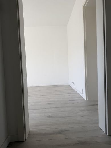 Moderne 2 Zimmer-Wohnung incl. Küche – Foto 7