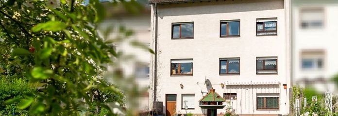 Casa adatta alle famiglie con balconi, giardino e vista panoramica – posizione tranquilla a Hemsbach