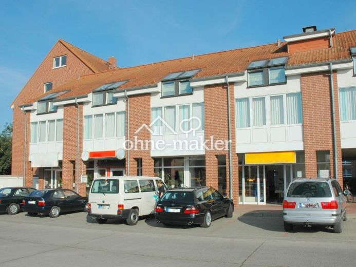 Modernisiertes Haus in einer Wohnanlage inkl. Praxisräume. Sehr gut für Investoren geeignet. – Foto 1