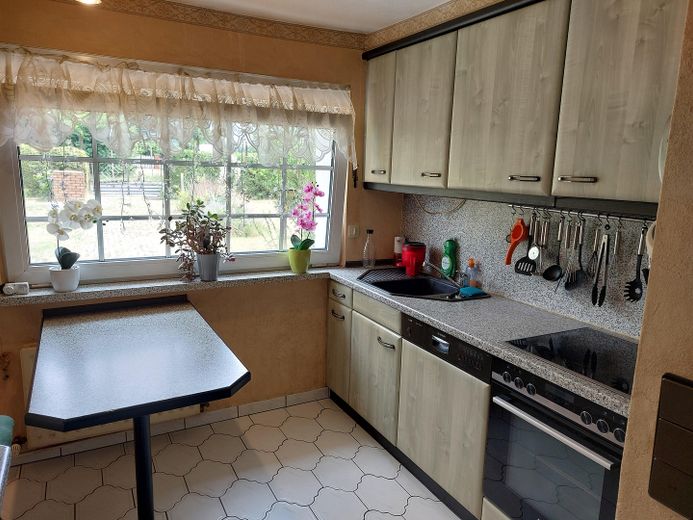 Casa unifamiliare indipendente su terreno di 753 m² + garage doppio, Berlino-Heinersdorf – Küche