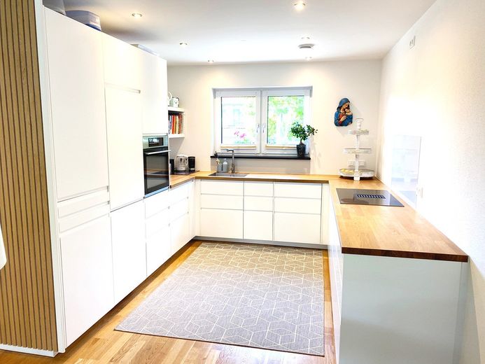 Moderne A+ DHH mit Gartenoase, Solar + Garage + Top-Anbindung – Foto 4