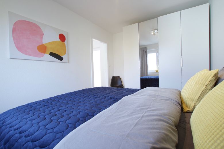 فرانكفورت نوردِند - شقة مفروشة من 3 غرف، 65م2 + 10م2 /السكن المشترك ممكن – Schlafzimmer 2 / Bedroom 2
