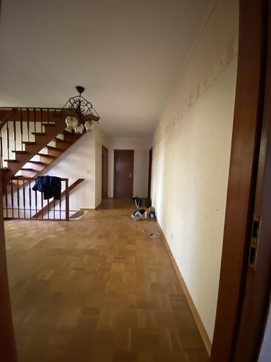 Renovierungsbedürftiges Einfamilienhaus mit großem Garten – Foto 36