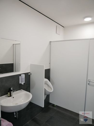 Arbeiten in einem attraktiven Wohn- &amp;  Gewerbepark am Ammersee – TOILET~2
