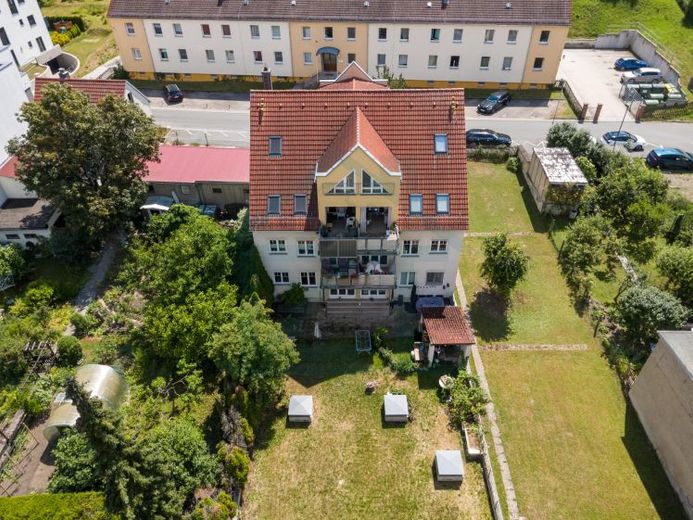 Architektonisches Highlight im Dachgeschoss: Viel Platz, Dachloggia & Panoramablick zum Jenzig – Foto 1