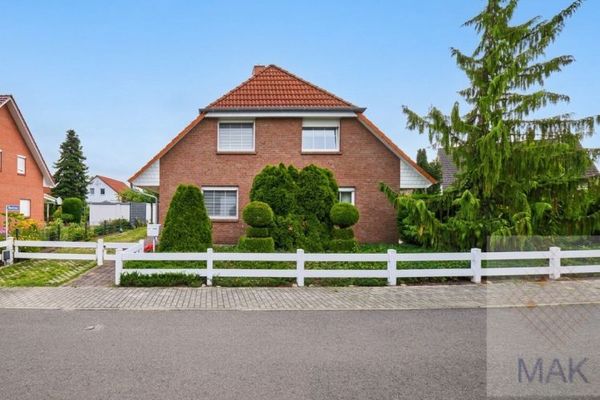 MAK Immobilien: Vi aspetta una splendida casa unifamiliare