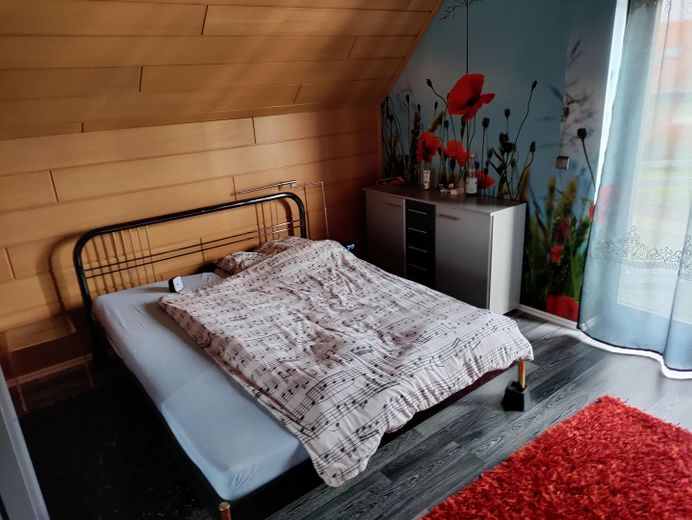 Schlafzimmer 2