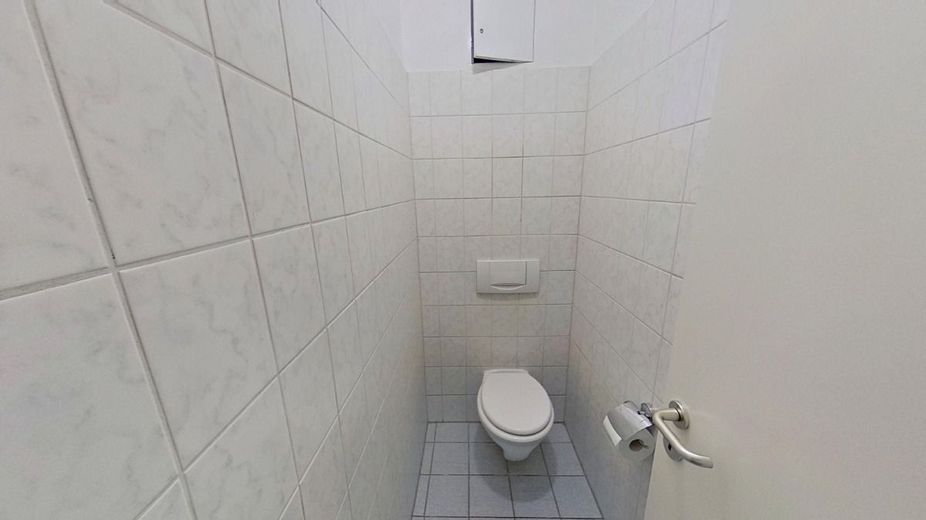 2.WC