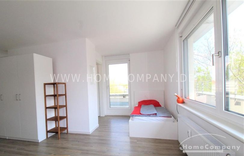 23164 HomeCompany Dresden Möbliert/Furnished Studio Dachgeschoß-Apartment in Dresden-Strehlen/Uninähe mit Terrasse! max. 2 Personen – fff431f9b0ffb3e6b16494caf1b8e615bd916e0b.jpg