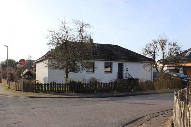 Straßenfront