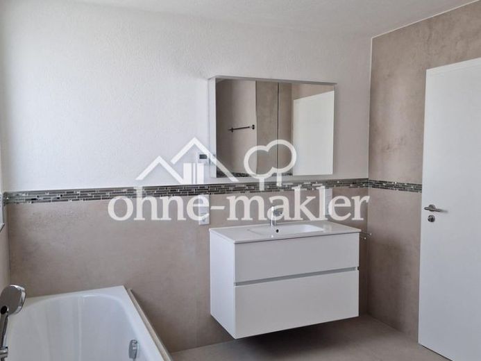 Kapsamlı renovasyon sonrası ilk kullanım olan yüksek kaliteli 3 odalı daire – yeni bina standardında yeni eviniz! – Fotoğraf 1