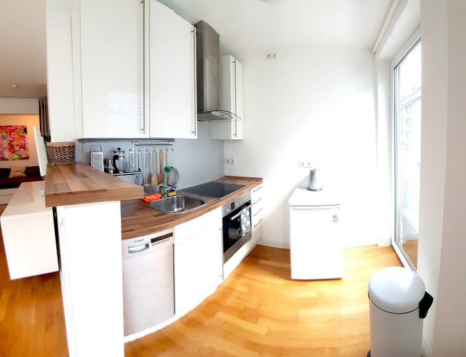 15% RENDITE: 4 VOLLMÖBLIERTE SMART-HOMES IN CITY-BESTLAGE – Offene Küche