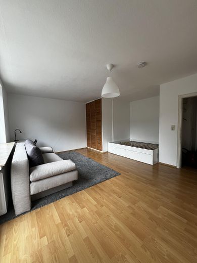 Wohn-/Schlafzimmer