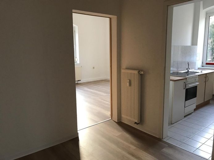Flur Blick in Wohnzi. und Küch