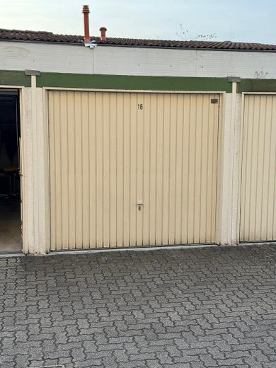 Attraktive 3-Zimmer-Erdgeschosswohnung mit Loggia, Garage und Blick ins Grüne – sofort bezugsbereit – Foto 19