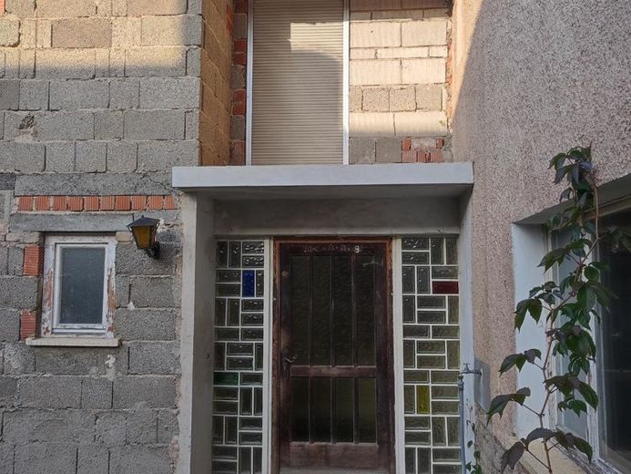 Renovierungsbedürftiges Haus sucht Handwerker – Foto 1