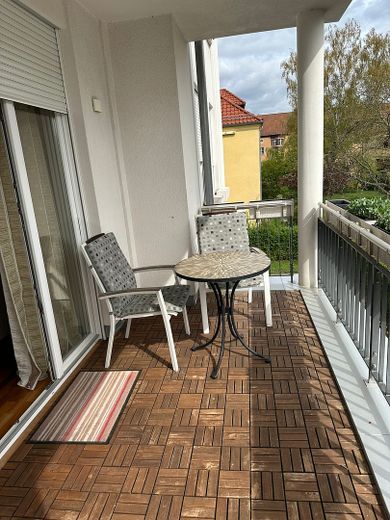 4 Zimmer Wohnung in einer Stadtvilla in Schmargendorf, Fußbodenheizung, Terrasse, 2 TG Stellplätze – Balkon 2