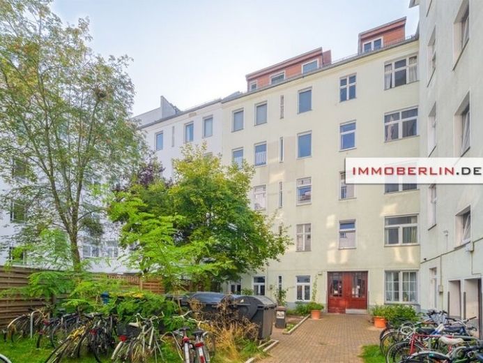 IMMOBERLIN.DE - Ruhige Altbauwohnung mit hellem Ambiente im Schillerkiez – Foto 1