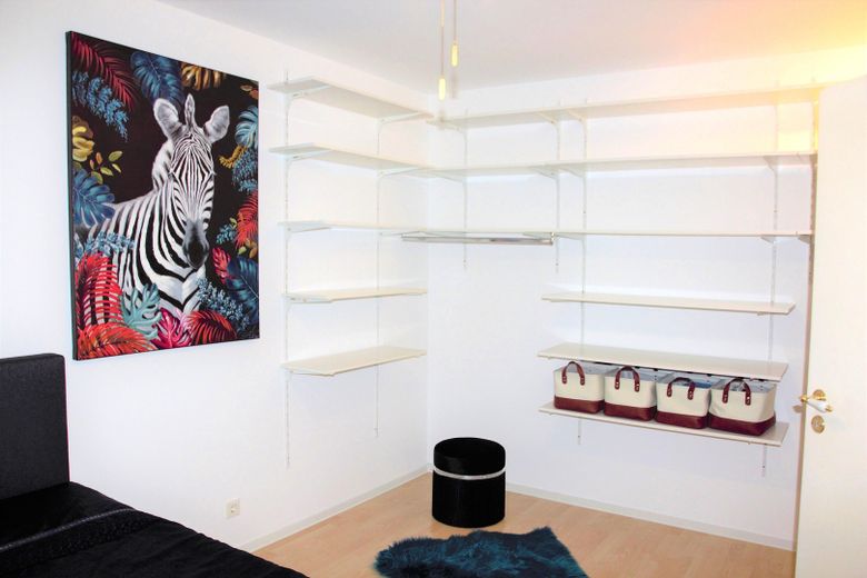 Möblierte Wohnung, Pool & Sorglos-Investment in Augsburg-Göggingen – Schlafzimmer 