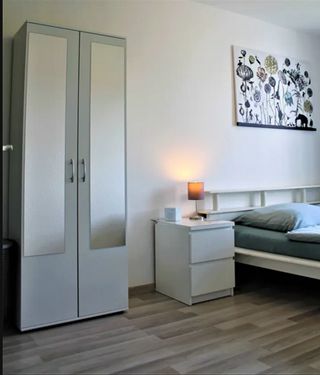 Kapitalanlage - 2 ZW mit Balkon, Einbauküche u. TG-Stellplatz in Waiblingen – Schlafzimmer