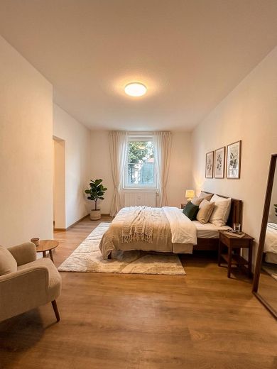 4 helle Zimmer | 87,9 m² | Offene Wohnküche + Gäste-WC – Musterbeispiel2