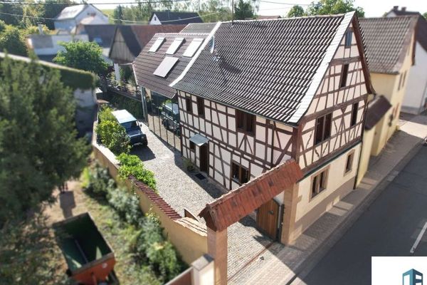 Historische Seele, Moderne Architektur - Ein Unikat aus Fachwerk und Glasarchitektur in Bosenheim