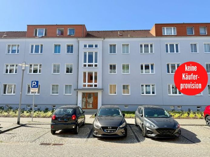 HORN IMMOBILIEN++ Neubrandenburg city center, beautiful 2-room condominium, cellar & parking space 
-rented- – Foto 1