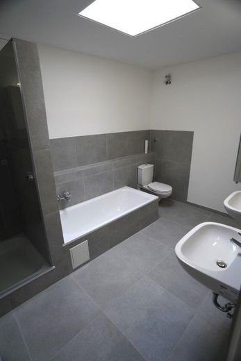 Repräsentative 3-Zimmer-ETW (120 m²) in Kronberg Stadt, sehr schöne Lage am Viktoriapark – Foto 11