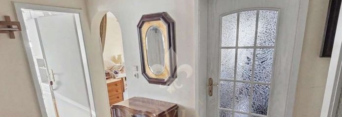 Investment or owner-occupation: Two apartments under one roof with conservatory, balcony and garage