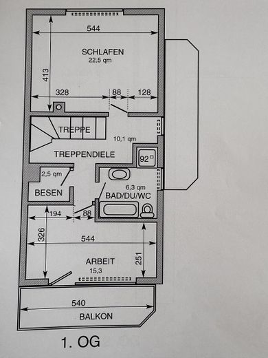 192 m²’lik geniş aile evi – modernize edilmiş, 7 oda, 3 banyo ve B enerji sınıfı – 1 OG