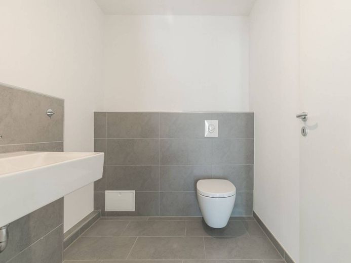 *Traumhaftes wohnen in Solingen*  Moderne 3-Zimmer-Neubauwohnung mit Balkon – Gäste-WC