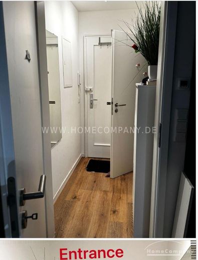 Modern möbliertes 1-Zimmer-Apartment – dd609cd94893adad633ec0bd5bf1367c77818d51.jpg