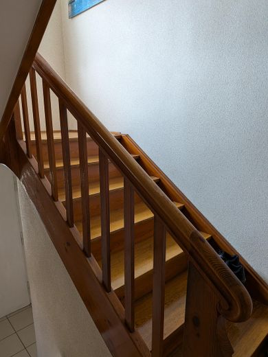 Gepflegte Doppelhaushälfte zu verkaufen in Waldsassen – Treppe