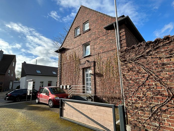 Bardzo ładne umeblowane mieszkanie 2-pokojowe w Meerbusch Büderich od 01.06.2025 – Zdjęcie 2