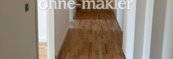 Appartement de 4 pièces récemment rénové, avec deux balcons et un grand espace de vie ouvert
