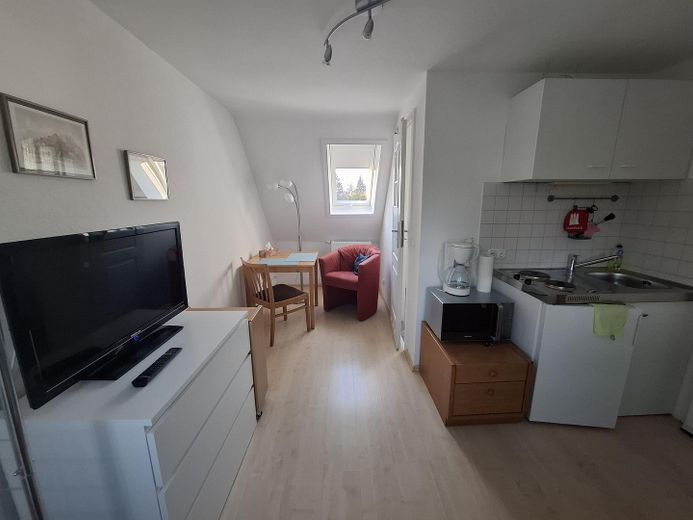 Nur Wochenendfahrer,für 1 Person- 1-Zi.Apartment,ruhig, im trendigen Langenhorn – Sitzecke