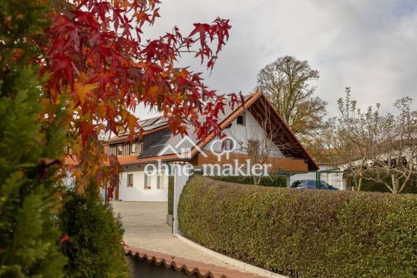 Appartement calme de 3 pièces avec cuisine équipée et balcon à Harpolingen/Bad Säckingen