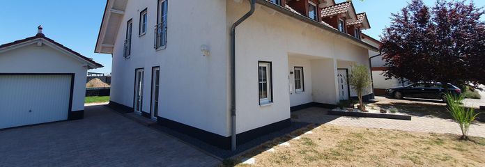 Haus (seitlich)