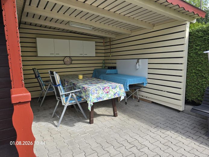 Casa unifamiliar bien cuidada con luminoso apartamento abuhardillado – Foto 4