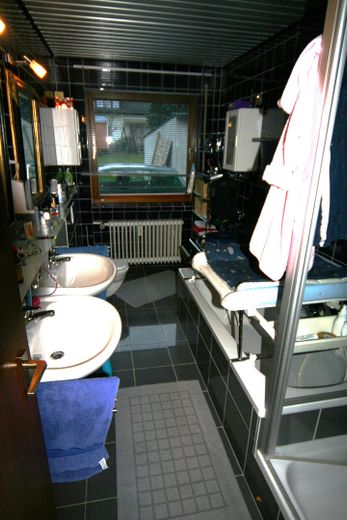ETW-Montabaur 4O+M+S – Bad mit WC, Dusche&Badewanne