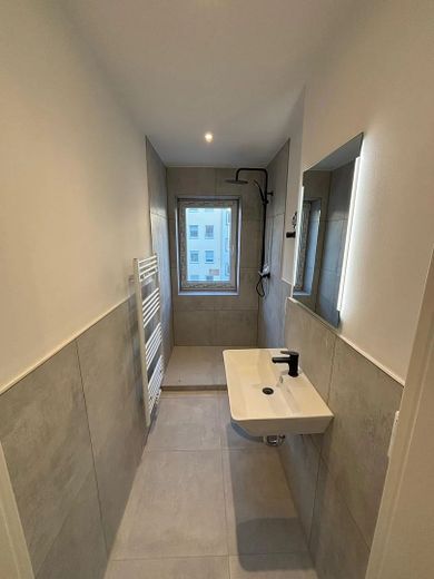 WG-Zimmer ab sofort in gepflegter Wohnung / Gugelstraße 96, Nürnberg / WE5 / Zi.1 – Badezimmer