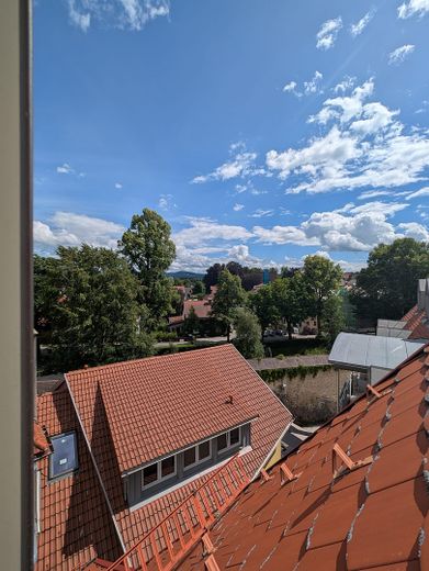 Traumhafte Altbau-Wohnung in ISNY/Allgäu - Stadtwohnung , ruhig – Ausblick Richtung Stadtmauer