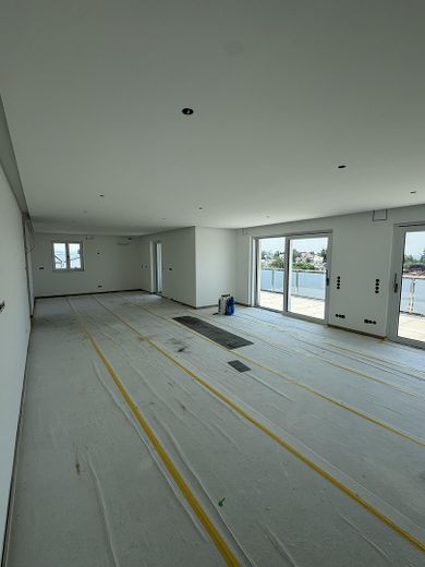 KfW40 + QNG: Im Herzen von Hauzenberg - Exklusives Penthaus mit Weitblick – Wohnbereich