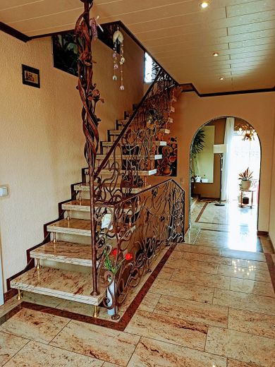 Haus mit Garten in ruhiger Lage zu vermieten – Foto 9