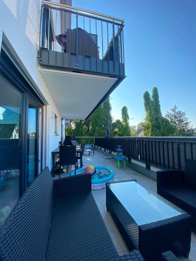 Neuwertige 3-Zimmer-Eigentumswohnung in Straubing – Dachterrasse