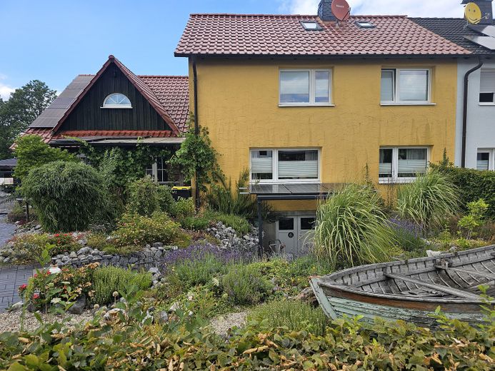 Außergewöhnliches Mehrgenerationenhaus mit großem Grundstück, Sauna und Wintergarten in Halver – Foto 1