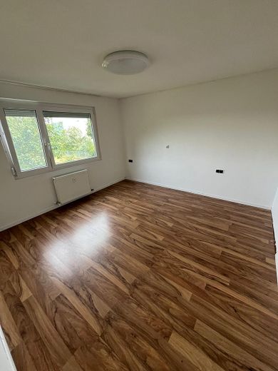 Helle 3-Zimmer Wohnug mit Balkon und Stellplatz in Eberbach an der Fils – Foto 16