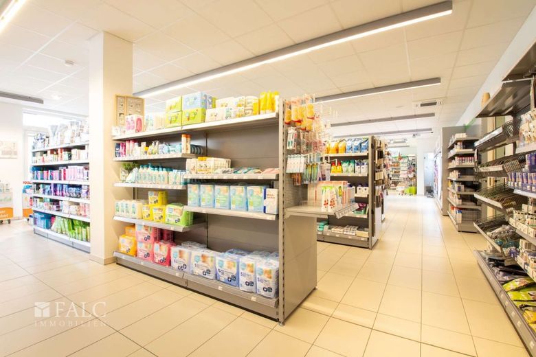 Moderne Einzelhandelsfläche in 1A Lage! – Verkaufsraum
